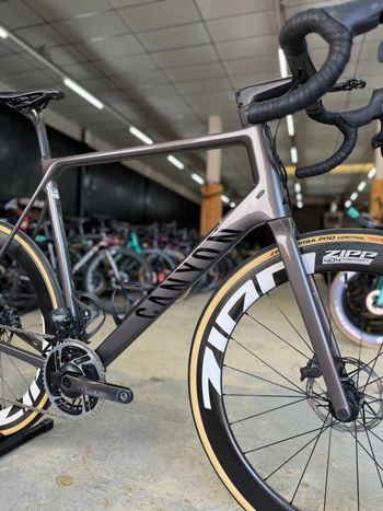 Brugt Canyon Ultimate AXS 2022 2022 Road & Gravel — billede 4 af 24