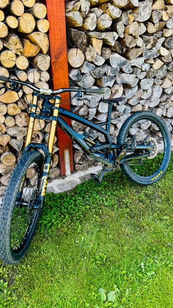 Tweedehands YT Custom SRAM X01 2017 Mountainbike — afbeelding 2 van 5