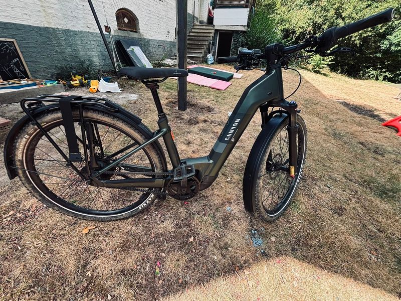 Canyon Pathlite:ON 7 SUV Step-through 2024 Mountainbike de segunda mano, Verde — imagen 2 de 8