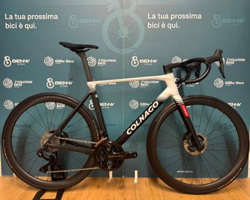 Colnago V5Rs Shimano Dura Ace Di2 2026 2026 Road & Gravel d'occasion