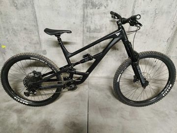 Used YT Industries Capra CORE 1 MX 2023 2023 Mountainbike, Black, 29, 27.5 — image 5 of 13