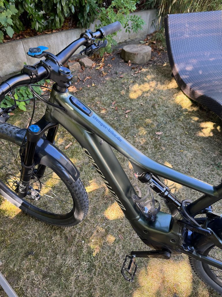 Used Specialized Turbo Levo Shimano SLX 2021 Mountainbike, Green — image 2 of 10