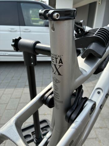 Used Commencal META SX V5 ESSENTIAL 2024 Frameset 2024 Mountainbike, Light Gray, 29, 27.5 — image 8 of 8