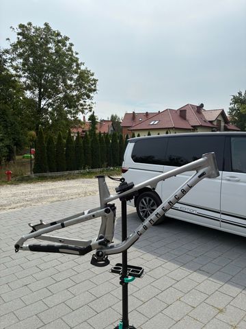 Commencal META SX V5 ESSENTIAL 2024 Frameset 2024 MTB d'occasion