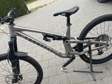 Brugt Commencal META SX V5 ESSENTIAL 2024 Frameset 2024 MTB