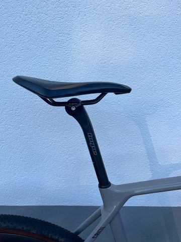 Brugt Canyon Grizl CF SL 7 eTap 2022 2022 Road & Gravel — billede 4 af 19