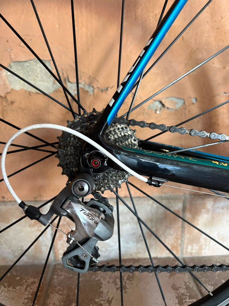 Použité Trek Domane 4.1 Compact 2016 2016 Road & Gravel — obrázek 4 z 12