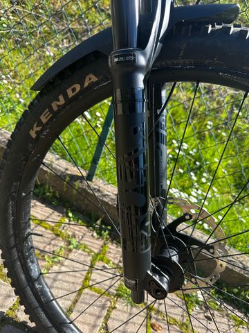 Used Trek Roscoe 9 2023 2023 Mountainbike, Green, 29 — image 13 of 16