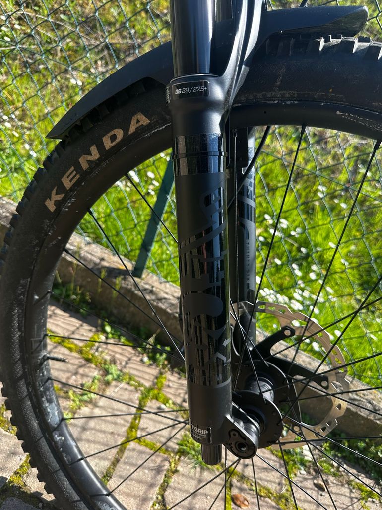Used Trek Roscoe 9 2023 2023 Mountainbike, Green, 29 — image 13 of 16