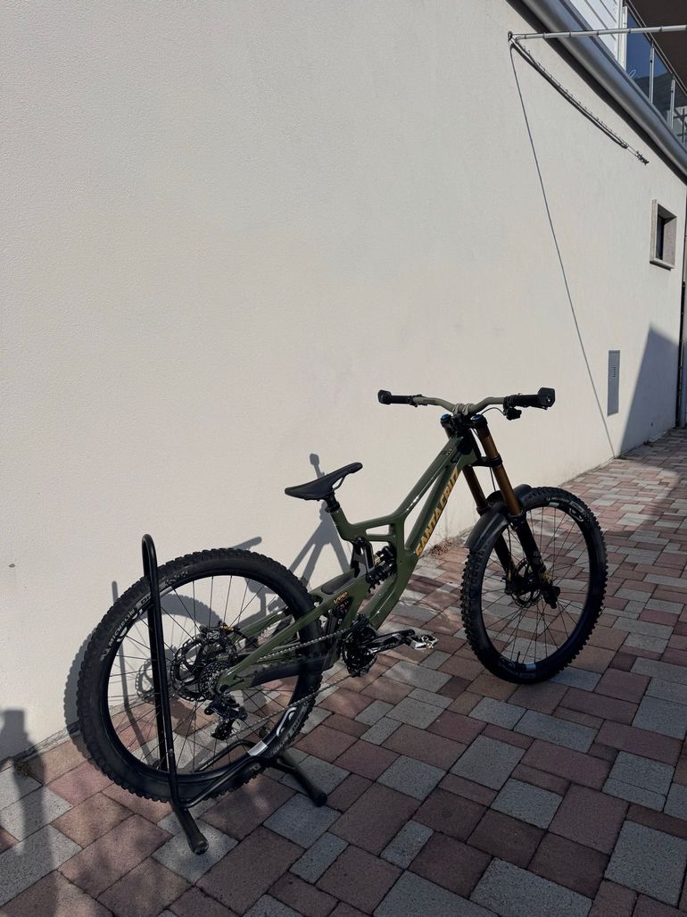 Brugt Santa Cruz V10 SRAM GX 2026 2026 Mountainbike — billede 2 af 8