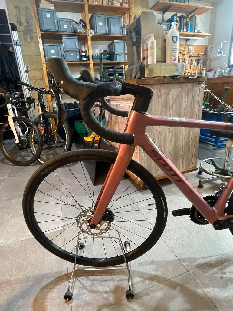 Gebrauchtes Scott Addict 50 2025 2025 Road & Gravel, Violett — Bild 8 von 10