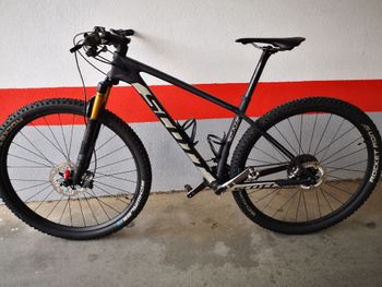 Used Scott Scale Shimano XTR 2019 Mountainbike, Black — image 2 of 17