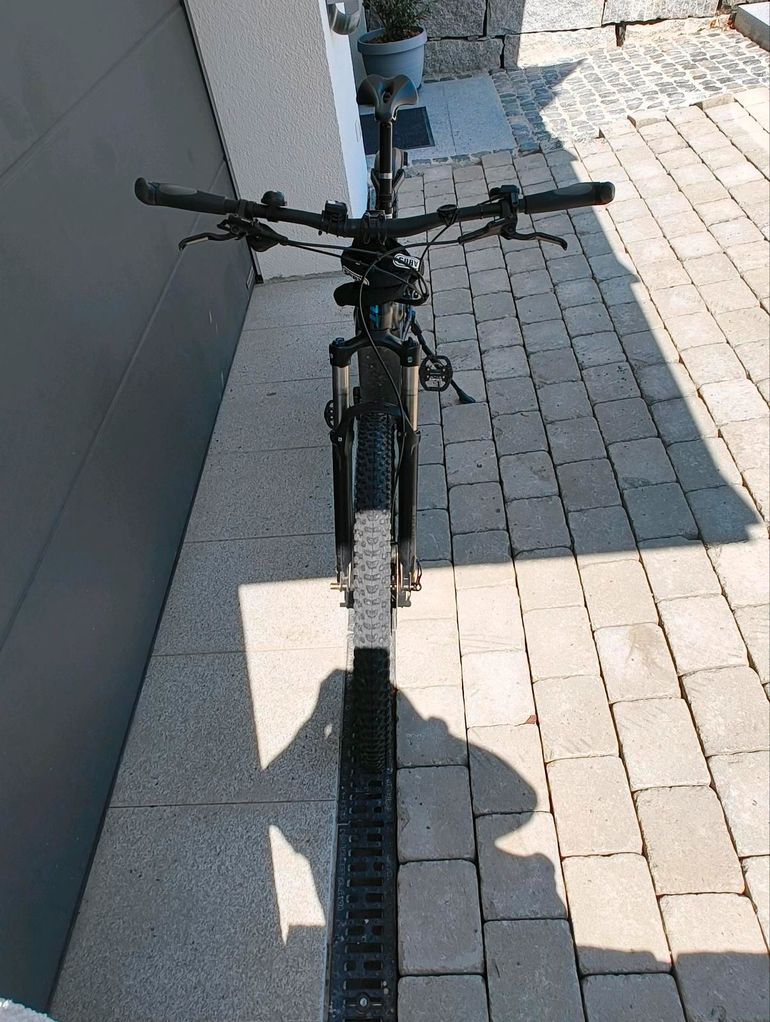 Used Giant Fathom E+ 2 Pro 2022 2022 Mountainbike, Black, 29 — image 12 of 13