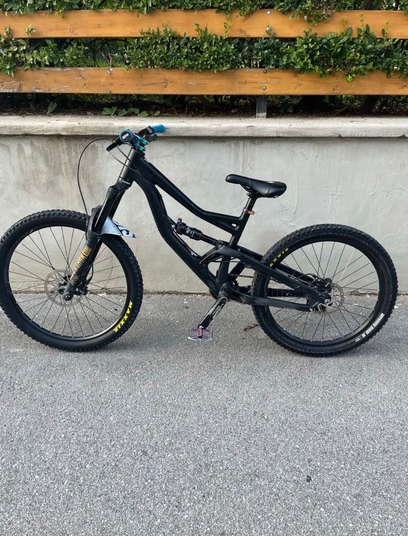 Used Specialized Status Grom 2015 2015 MTB