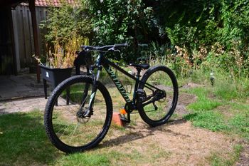 Gebrauchtes Specialized Rockhopper 2026 2026 Mountainbike, Schwarz, 27.5, 29 — Bild 10 von 10