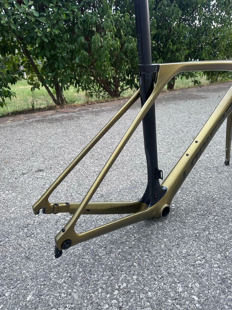 Used Lapierre Aircode DRS 6.0 2023 Frameset 2023 Road & Gravel, Orange — image 11 of 18