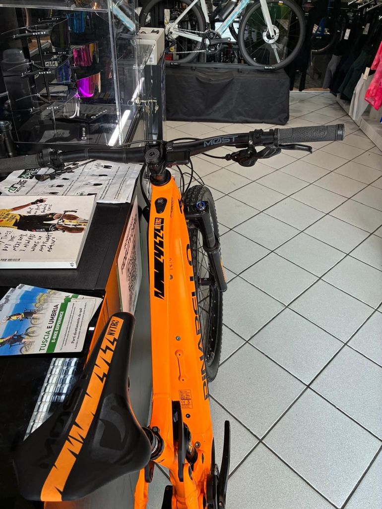 Brugt Pinarello Nytro Dust 2 Deore 2022 2022 Mountainbike — billede 6 af 7