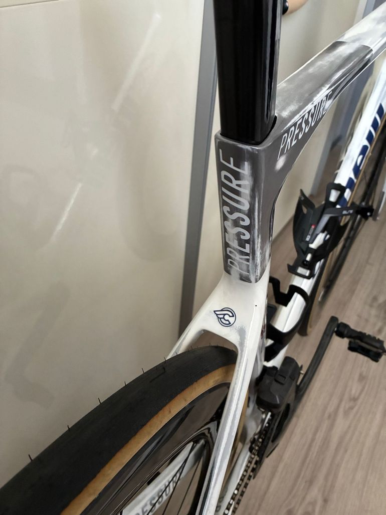 Used Cinelli Pressure Campagnolo Super Record 2024 Road & Gravel, White — image 4 of 7
