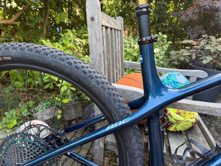 Used Yeti ARC SRAM GX Eagle AXS 2023 Mountainbike, Blue — image 2 of 27
