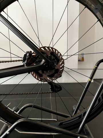 Tweedehands Colnago v4 rs Custom Shimano Ultegra Di2 2023 Road & Gravel — afbeelding 4 van 12