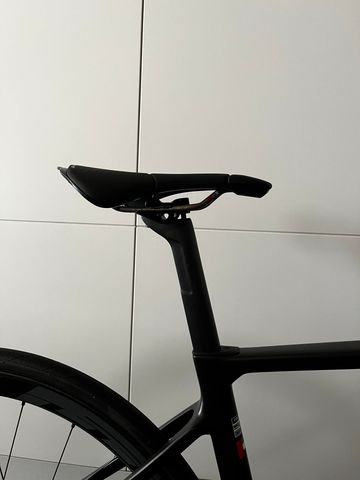 Tweedehands Colnago v4 rs Custom Shimano Ultegra Di2 2023 Road & Gravel — afbeelding 9 van 12