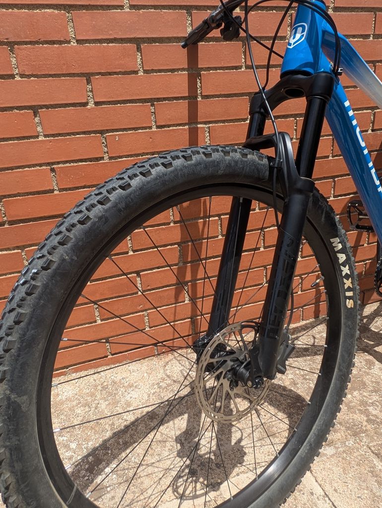 Mondraker DC RR 2024 Mountainbike d'occasion — image 2 sur 5