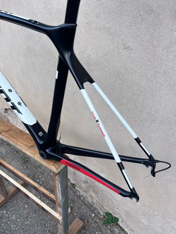Použité Giant TCR Advanced Pro Team 2018 Frameset 2018 Road & Gravel — obrázek 10 z 14