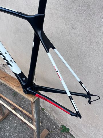 Used Giant TCR Advanced Pro Team 2018 Frameset 2018 Road & Gravel, Black — image 10 of 14