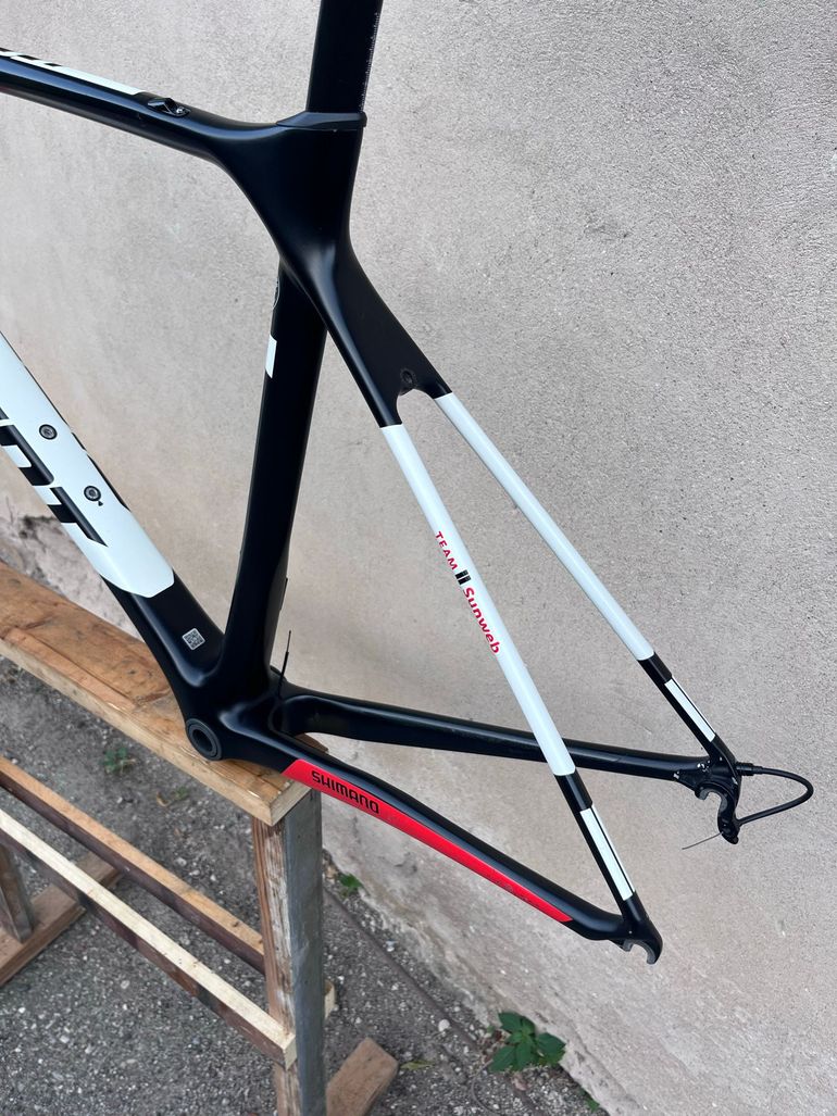 Použité Giant TCR Advanced Pro Team 2018 Frameset 2018 Road & Gravel — obrázek 10 z 14