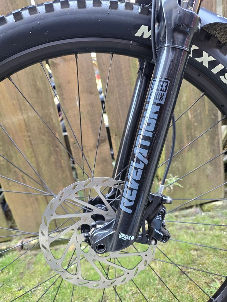 Käytetty Focus JAM 8.8 2022 2022 Mountainbike — kuva 3 / 12