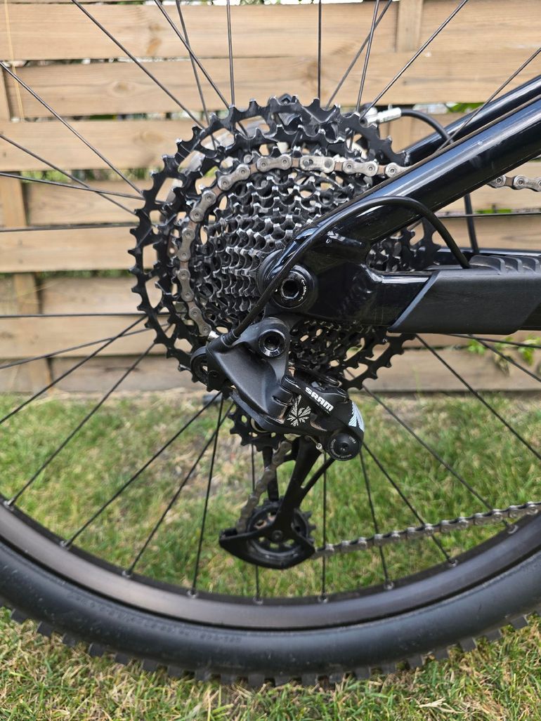 Used Focus JAM 8.8 2022 2022 Mountainbike, Black, 29 — image 29 of 33