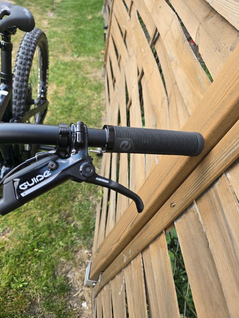 Used Focus JAM 8.8 2022 2022 Mountainbike, Black, 29 — image 31 of 33