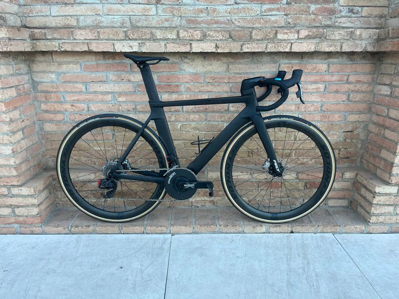 Käytetty Felt Ar SRAM Red eTap AXS 2024 Road & Gravel