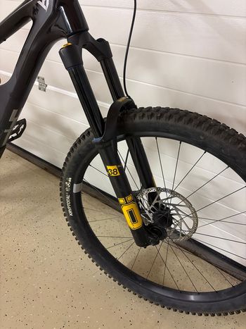 Brugt YT Industries Capra 29 CORE 3 CF 2025 2025 Mountainbike — billede 6 af 7