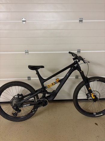Käytetty YT Industries Capra 29 CORE 3 CF 2025 2025 MTB
