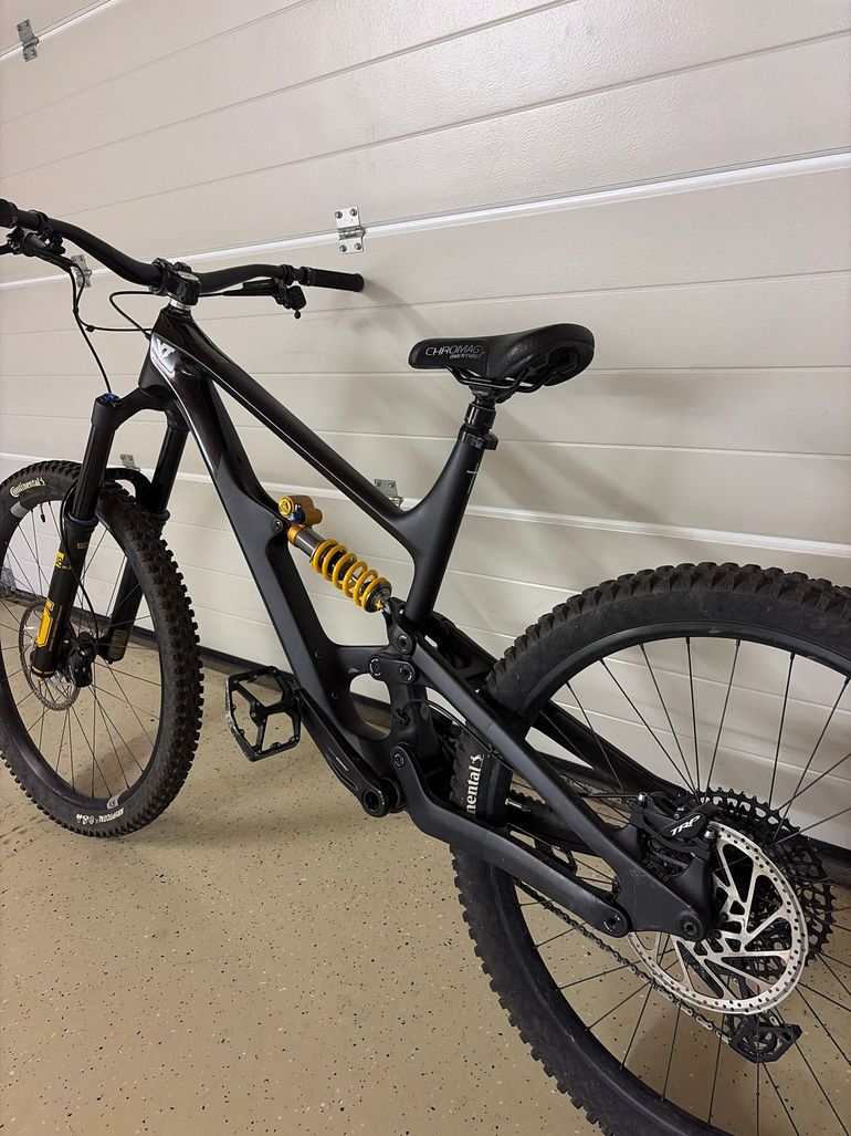 Brugt YT Industries Capra 29 CORE 3 CF 2025 2025 Mountainbike — billede 4 af 7