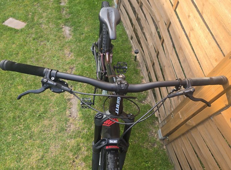 Giant Stance 29 1 2022 2022 Mountainbike usato, Rosso — immagine 8 di 10