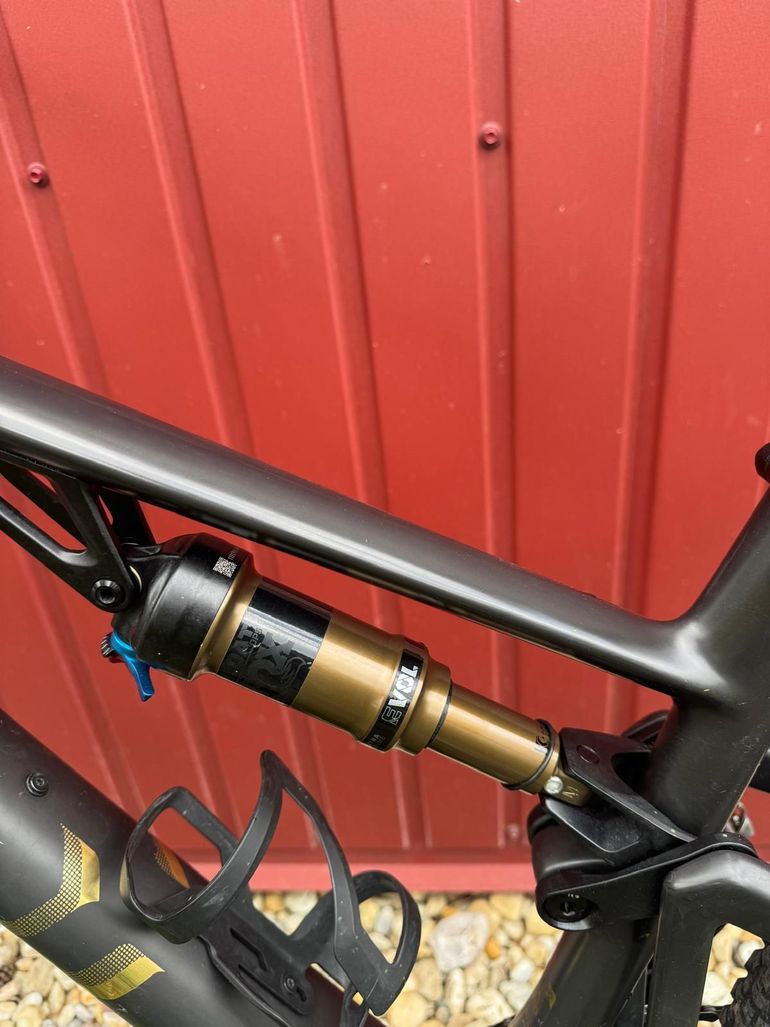 BMC Fourstroke LT LTD 2024 2024 Mountainbike usato, Nero — immagine 2 di 7