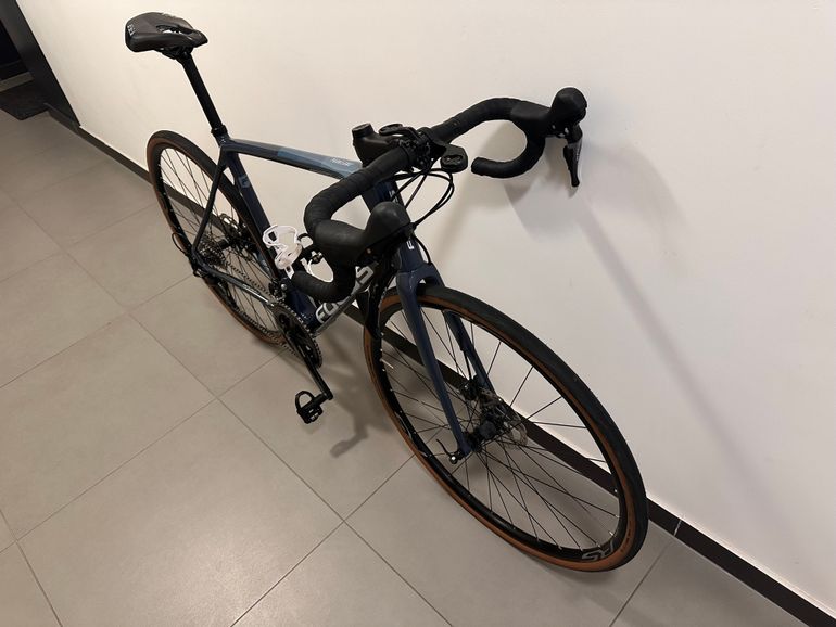 Focus PARALANE 8.8 2021 2021 Road & Gravel usato, Blu — immagine 7 di 9