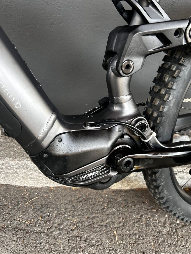 Gebrauchtes Commencal Öhlins Edition 2022 Mountainbike, Hellgrau — Bild 2 von 3