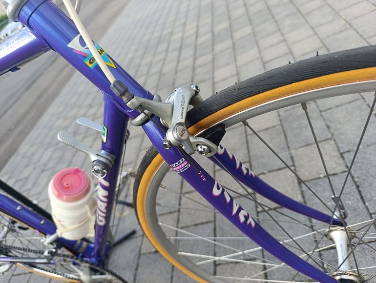 Gebrauchtes Giant Peloton Shimano 105 1992 Road & Gravel, Violett — Bild 11 von 13