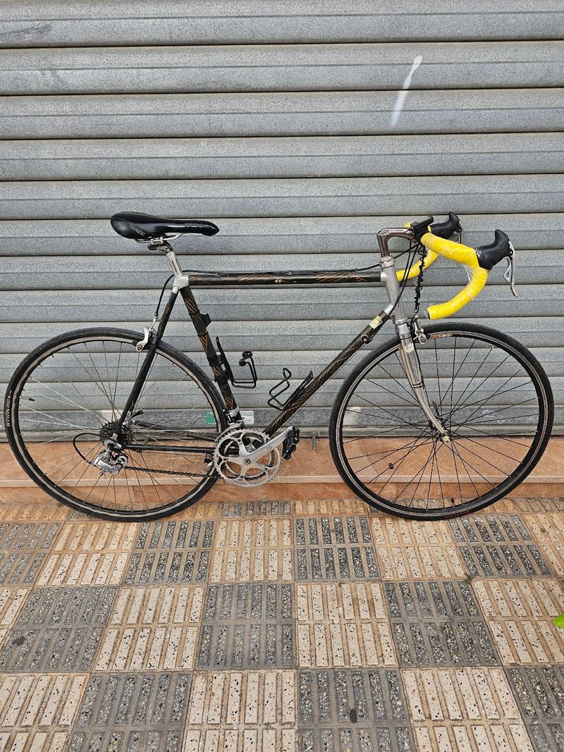 Used Campagnolo Custom Campagnolo Chorus 1985 Road & Gravel