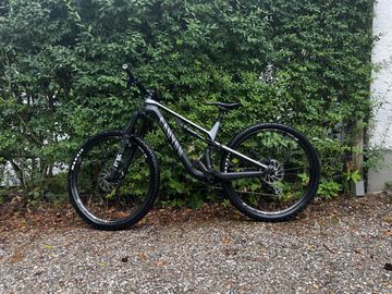 Canyon Neuron CF 8.0 2020 2020 Mountainbike d'occasion — image 1 sur 10