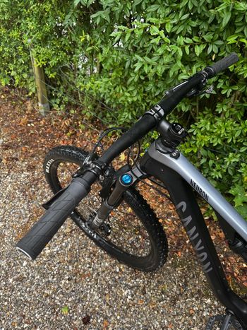 Canyon Neuron CF 8.0 2020 2020 Mountainbike d'occasion — image 10 sur 10