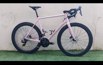 Cervélo R3 Ultegra Di2 Disc 2019 2019 Road & Gravel usato