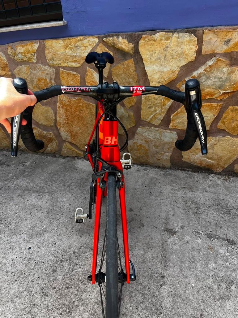 BH G6 Shimano Ultegra Di2 2018 Road & Gravel d'occasion — image 4 sur 6