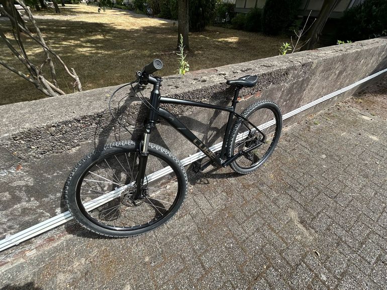 Used CUBE AIM, PRO 2025 2025 Urban, Black — image 2 of 6