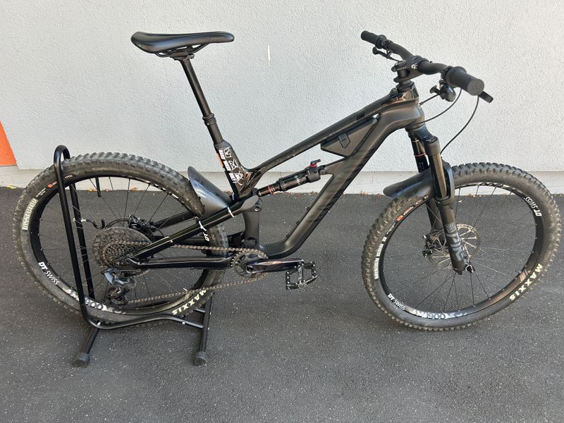 Used Canyon Spectral CF 7.0 2020 2020 MTB
