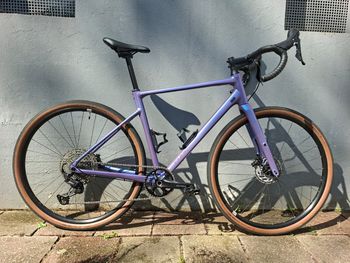 CUBE NUROAD, EX 2026 2026 Road & Gravel usato, Viola — immagine 2 di 6