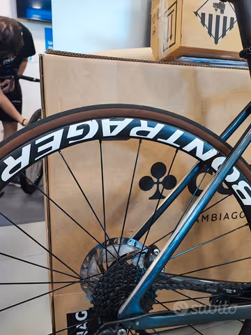 Brugt Trek Émonda SL 6 2024 2024 Road & Gravel — billede 4 af 9